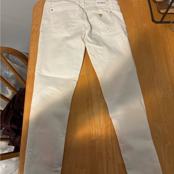 Size 23 Guess Women's Cream Skinny Jeans - Picture 5 of 6